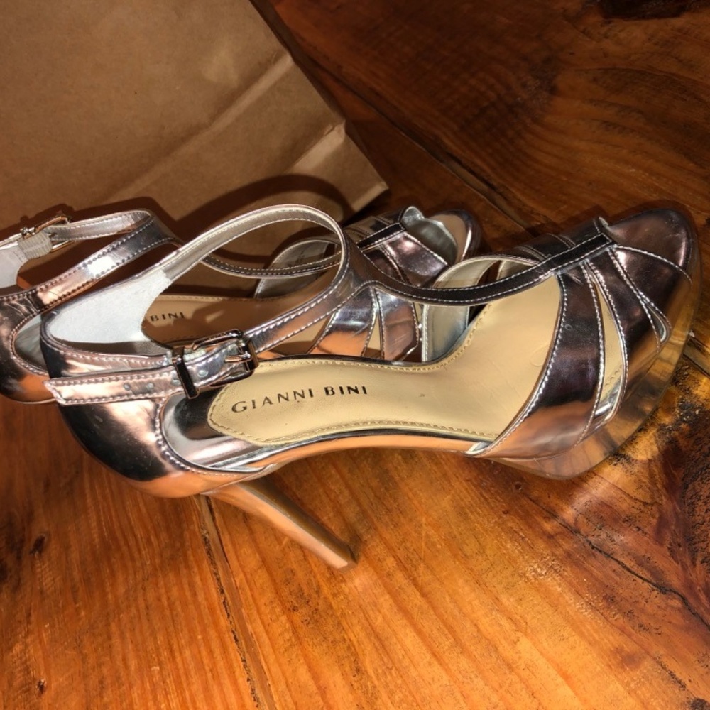 Gianni Bini Heels